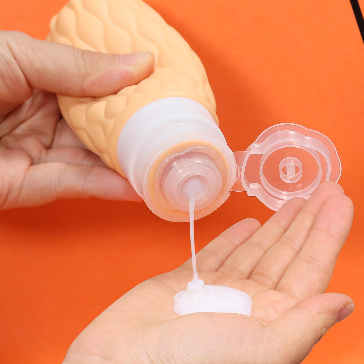 100ml Silicone Travel Bottles for Toiletries for Shampoo and Conditioner