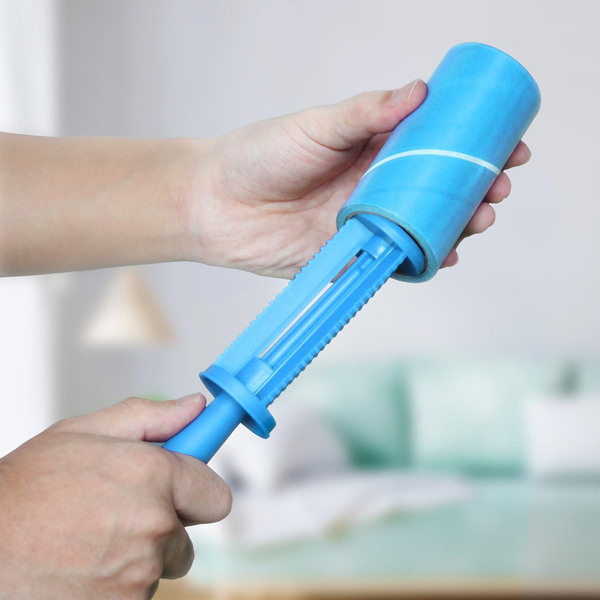 Lint Rollers 400 Sheets Lint Remover for Pet Hair, Couch, Clothes Furniture, and Carpet, 2 Handles, 4 Rolls(100 Sheets Per Roll)