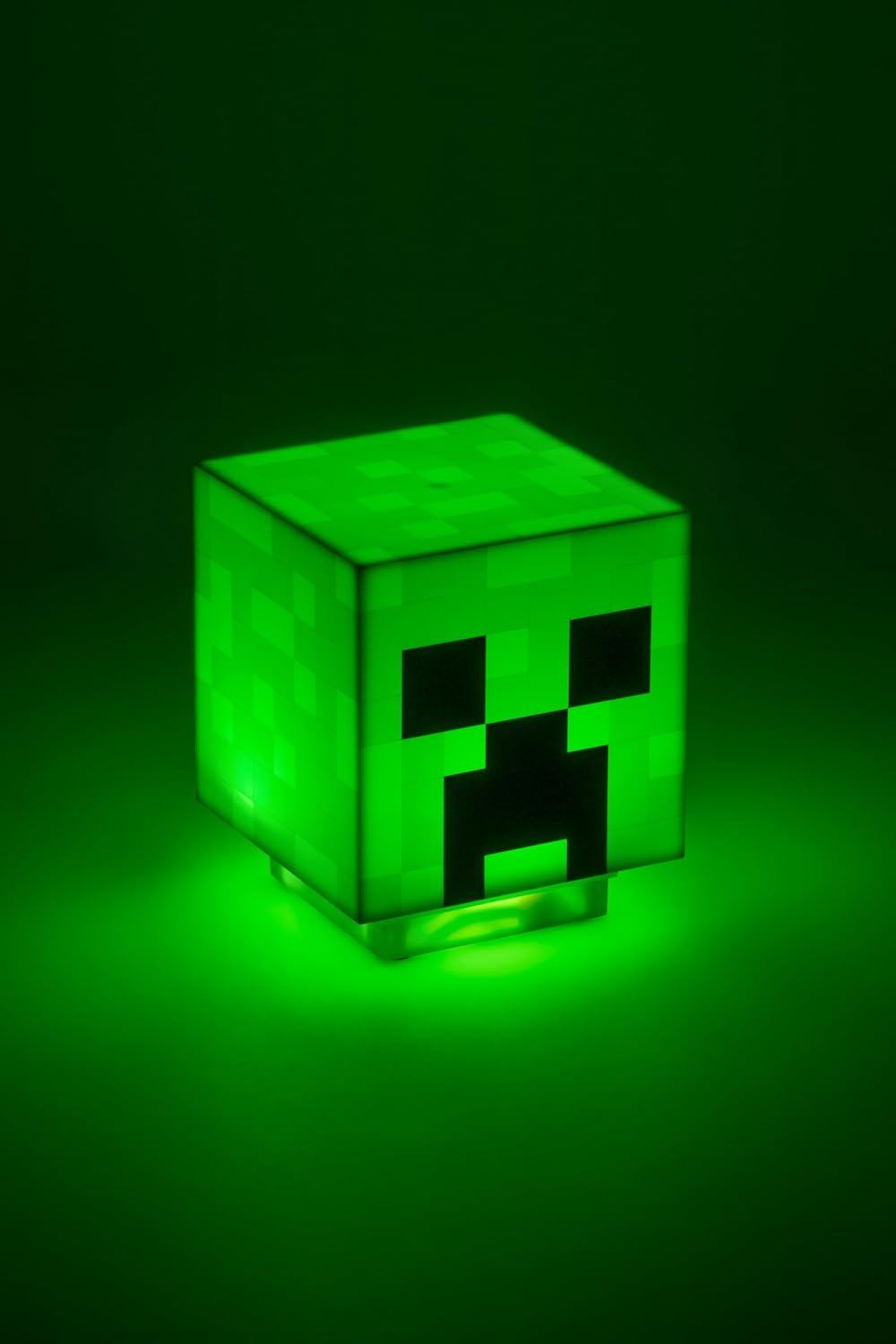 Paladone Minecraft Creeper Light with Official Creeper Sounds, Battery Powered