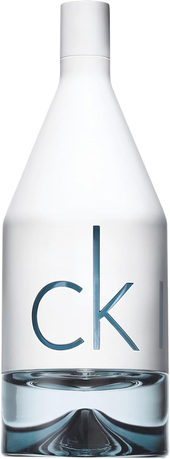 Calvin Klein CKIN2U For Him, Eau de Toilette for Men, Aromatic Fragrance With Notes of Tangelo, Pimiento, Cool Musk’s, Medium Longevity