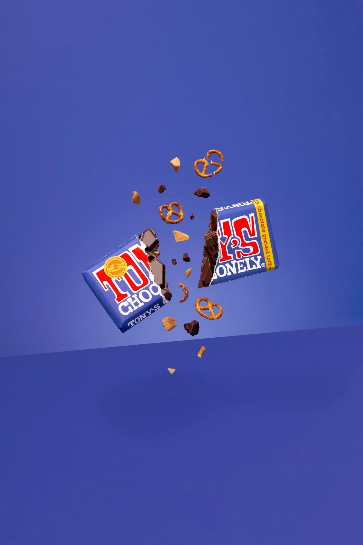 Tony's Chocolonely Milk Chocolate Bar - 180g Belgian Fairtrade Chocolate, Gift, 32% Cocoa, Vegetarian