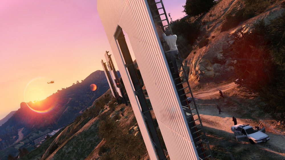Grand Theft Auto V: Premium Edition (Xbox One) + GTA$1.25 million