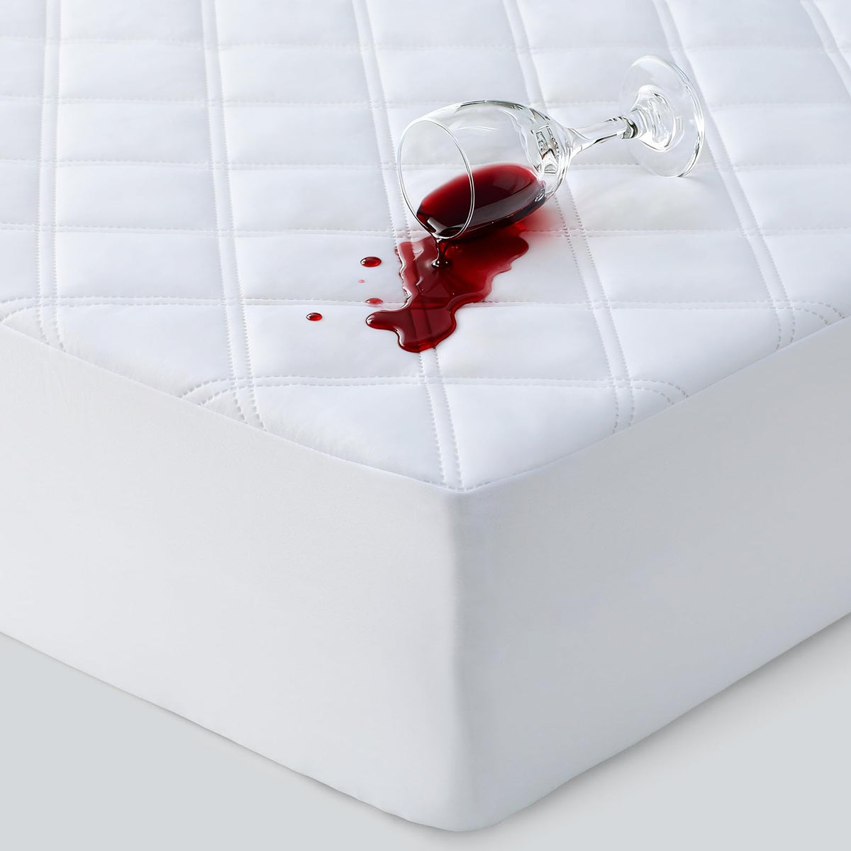 Yoofoss Waterproof Mattress Cover - Fitted Crib Mattress Protector - Hypoallergenic Baby Bed Sheet (60 X 120CM)