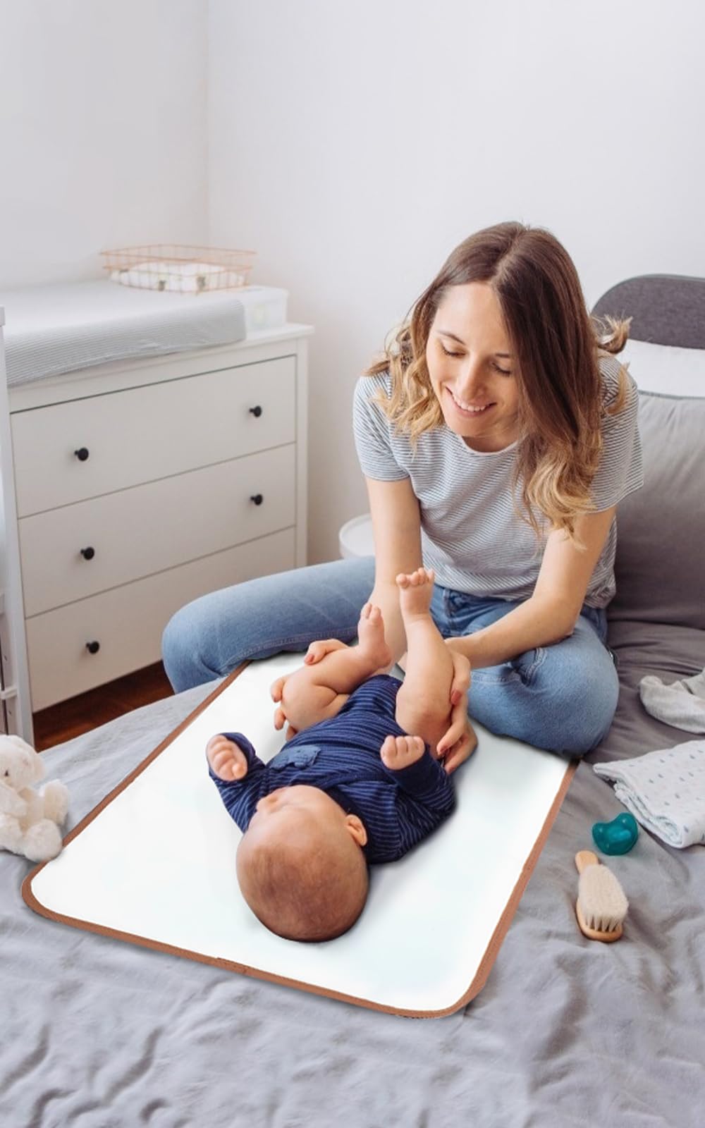 Lekebaby Foldable Travel Changing Mat Portable Baby Change Mat, Grey