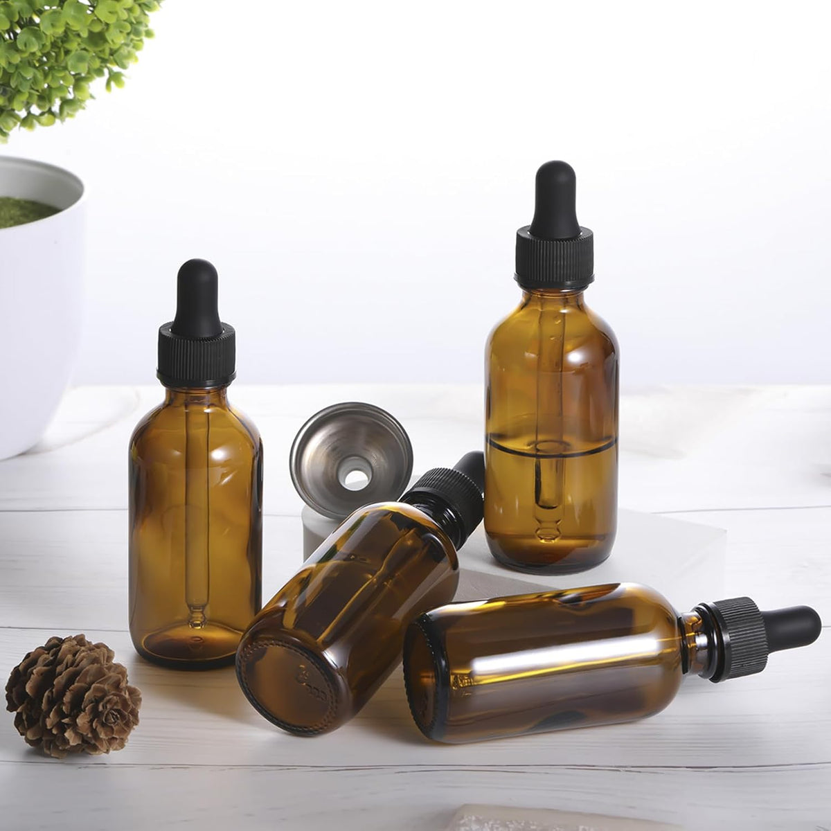 Amber Glass Dropper Bottle,2pcs 60ml Small Empty Reusable Eliquid Pipette Ear Dropper Bottles Suitable for Essential Oils Massage Perfumery Aromatherapy Laboratory Fragrances Pharmacist Bottle
