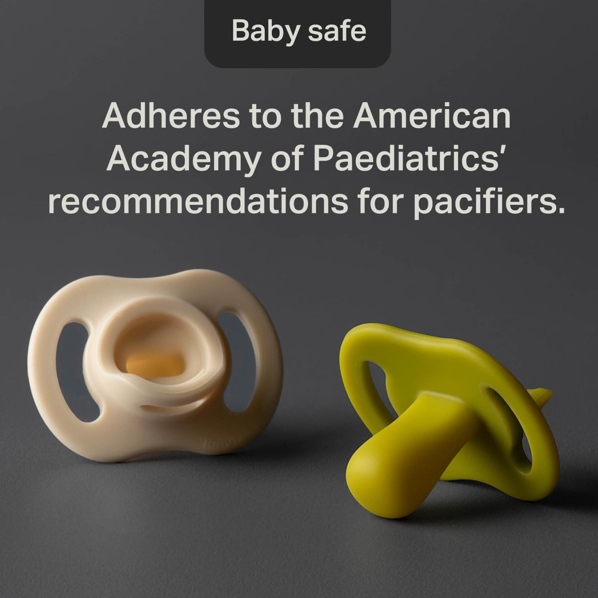Tommee Tippee Ultra-Light StayPut Night Glow Dummy 6-18m Pack of 2