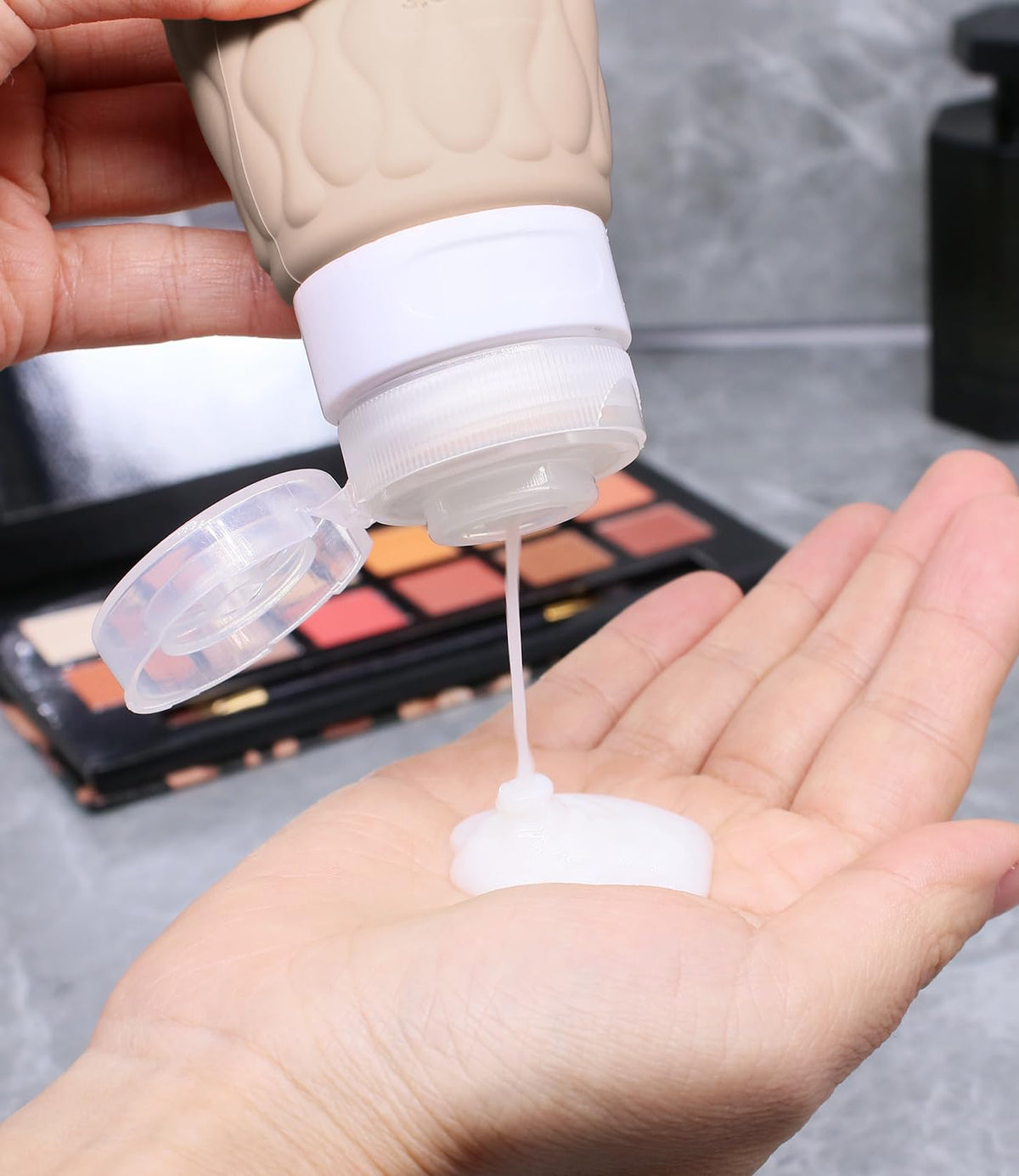 100ml Silicone Travel Bottles for Toiletries for Shampoo and Conditioner