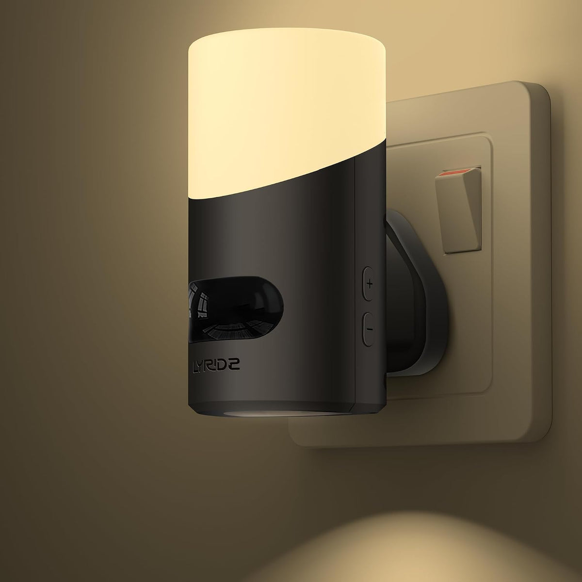 Lyridz Motion Sensor Lights Indoor with Up-and-Down Glowing, Dimmable Night Light Plug in Wall Warm White, [1 Pack] Movement Sensor Light Auto 60s/120s Off for Hallway, Bathroom, Stairway, Corridor