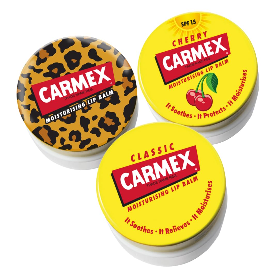 Carmex CLASSIC Moisturising Lip Balm For Dry And Chapped Lips 7.5g