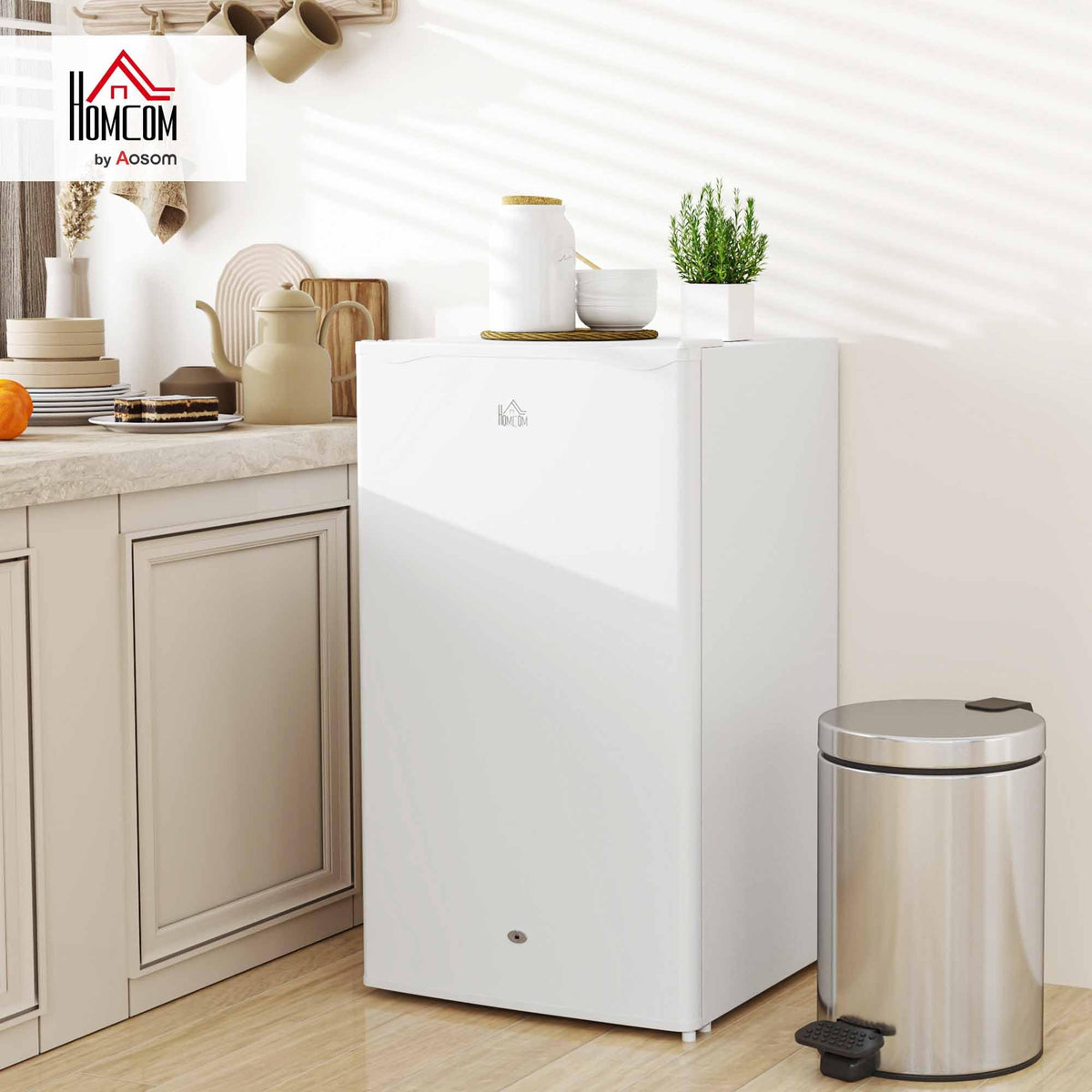 HOMCOM Under Counter Fridge 91L Small Fridge with Chiller Box Silver Tone