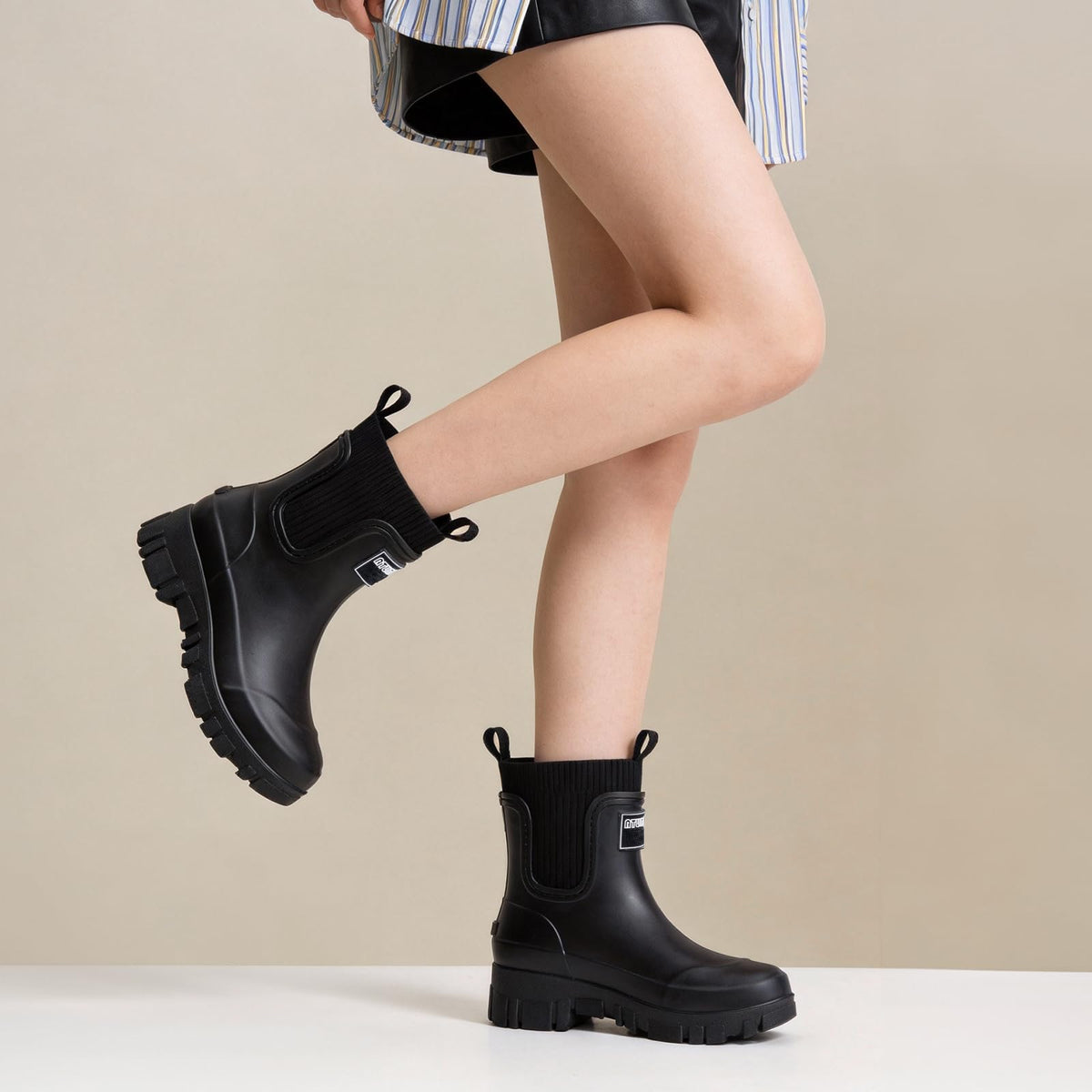 FOGOIN Women Chelsea Rain Boots Mid-Calf Waterproof Lightweight Non-Slip Garden Booties Warm Lined Comfortable Slip On