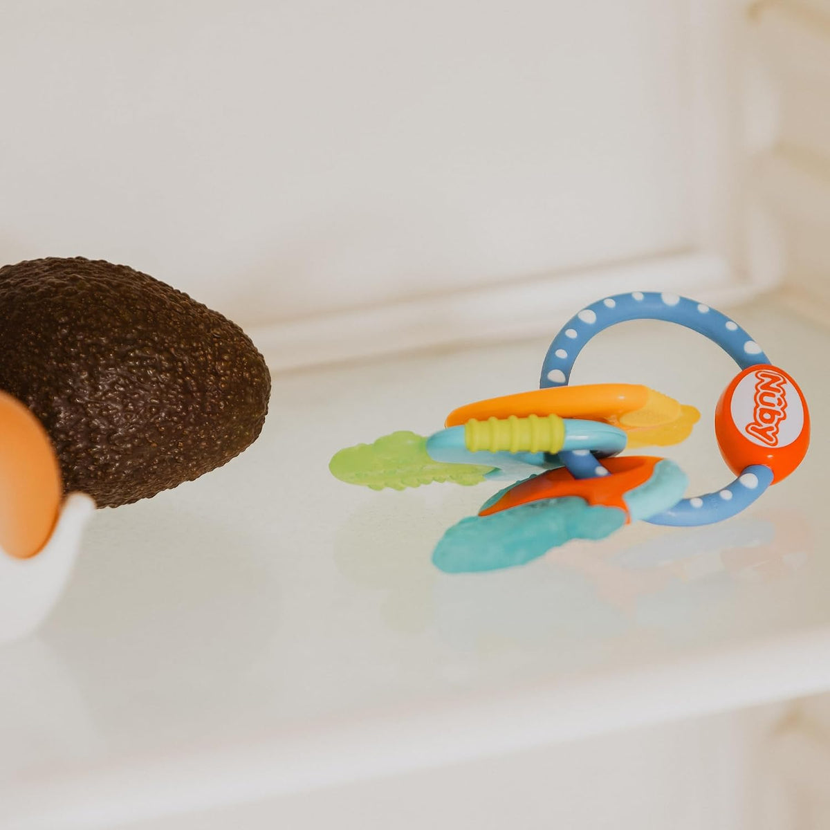 Nuby IcyBite Keys Soothing PureIce Gel Filled Teether for Sore Gums, 3M+