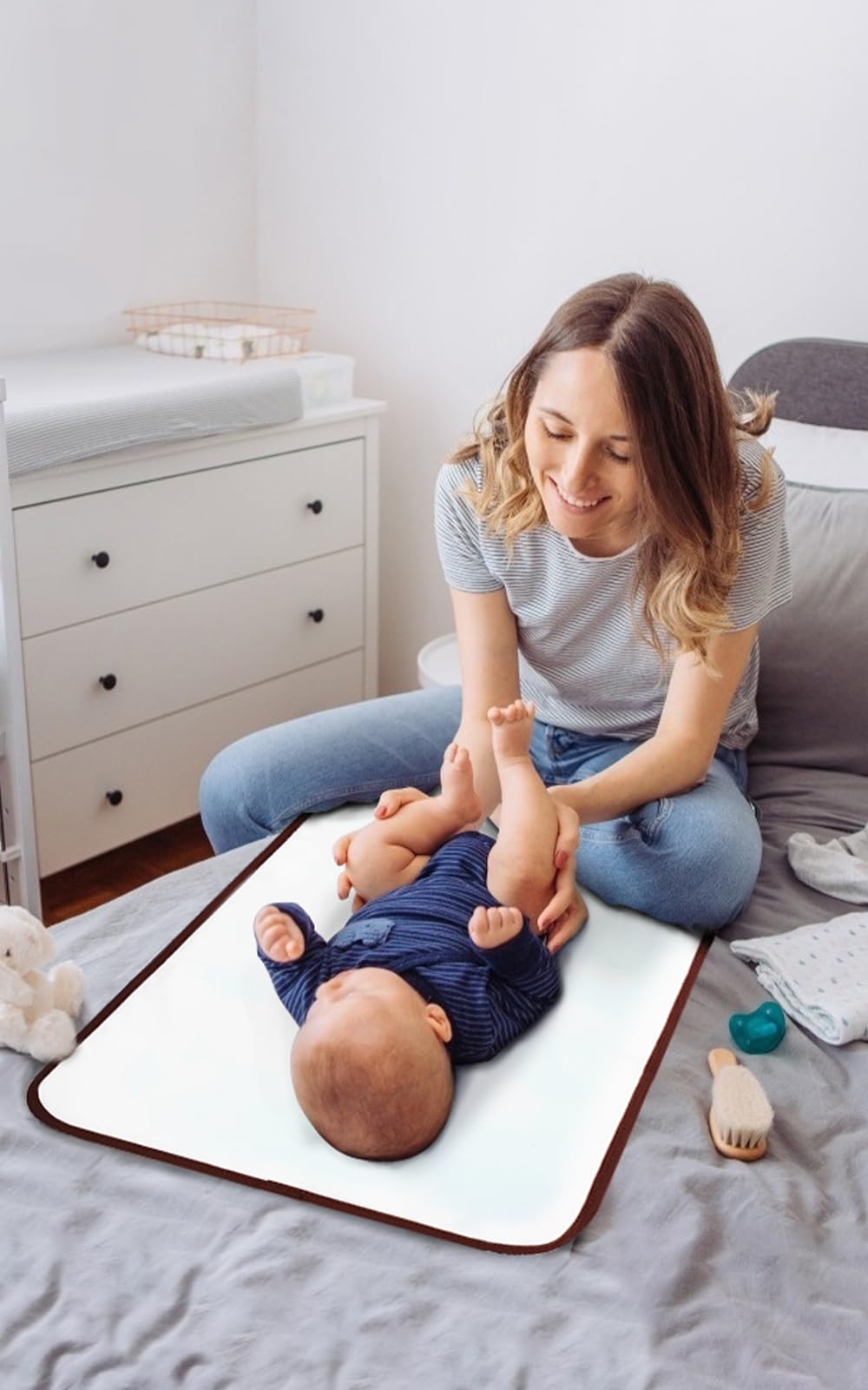 Lekebaby Foldable Travel Changing Mat Portable Baby Change Mat, Grey