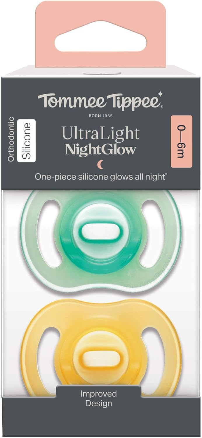 Tommee Tippee Ultra-Light StayPut Night Glow Soother 0-6m Pack of 2