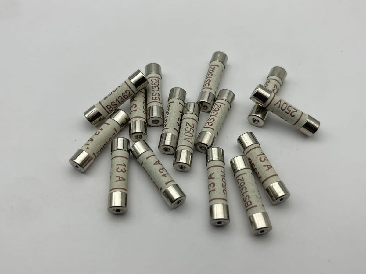 15 x 13A Fuses UK, BS1362 Household Ceramic 13 Amp Fuses Pack of 15pcs for UK