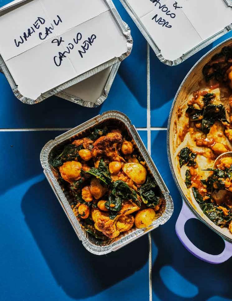 Poppy Cooks: The Actually Delicious Batch Cookbook