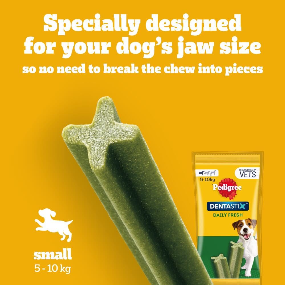 Pedigree DentaStix, Functional Snacks, Daily Dental Chews for Small Dogs (5 -10 kg), Megapack of 16 x 7 (112 Sticks)