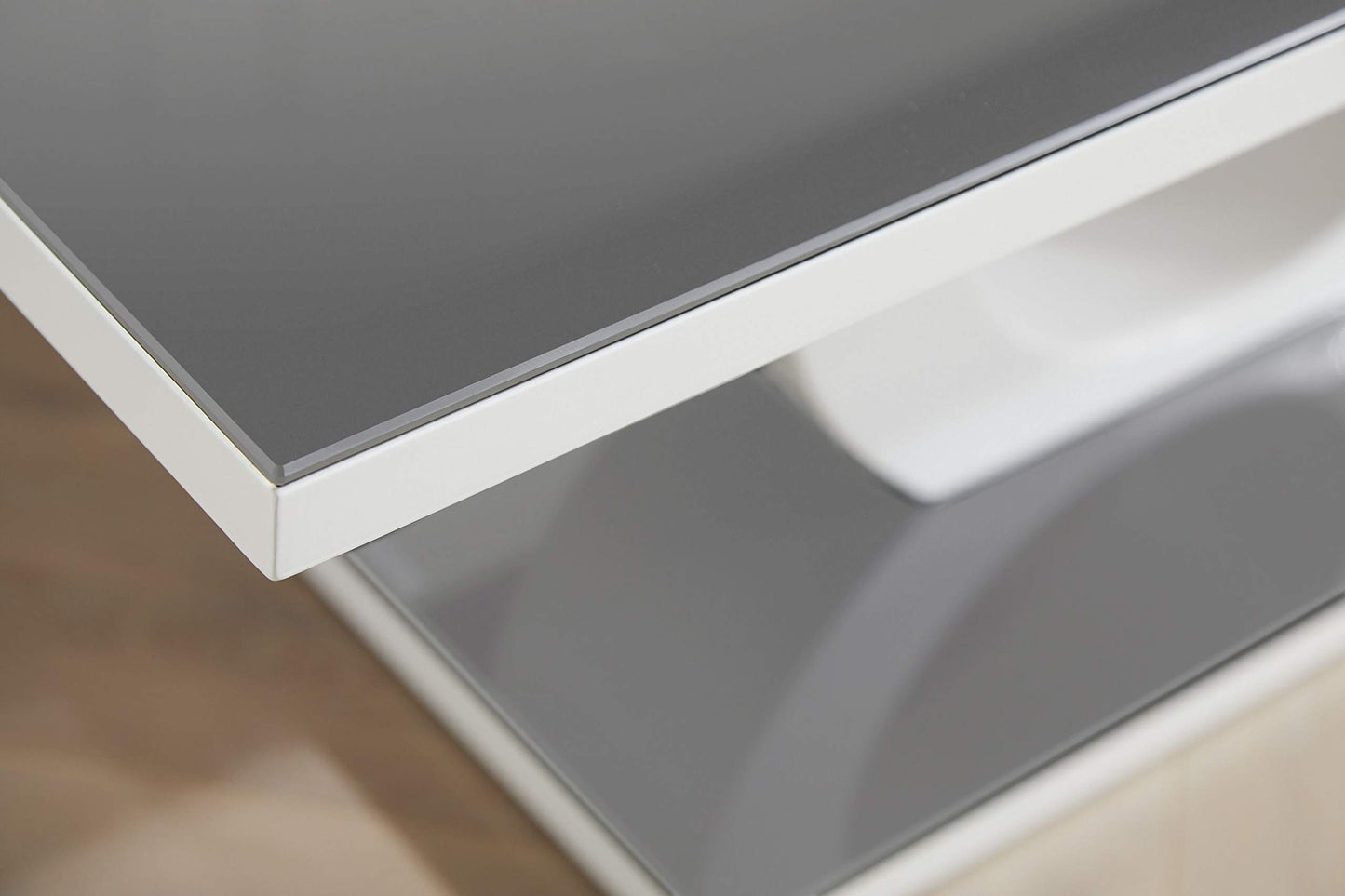 Furniturebox UK Giovani Black & White Glass Coffee Table - Modern & Elegant Gloss Coffee Table With Central Halo - Suitable for Living Room (Black & White)