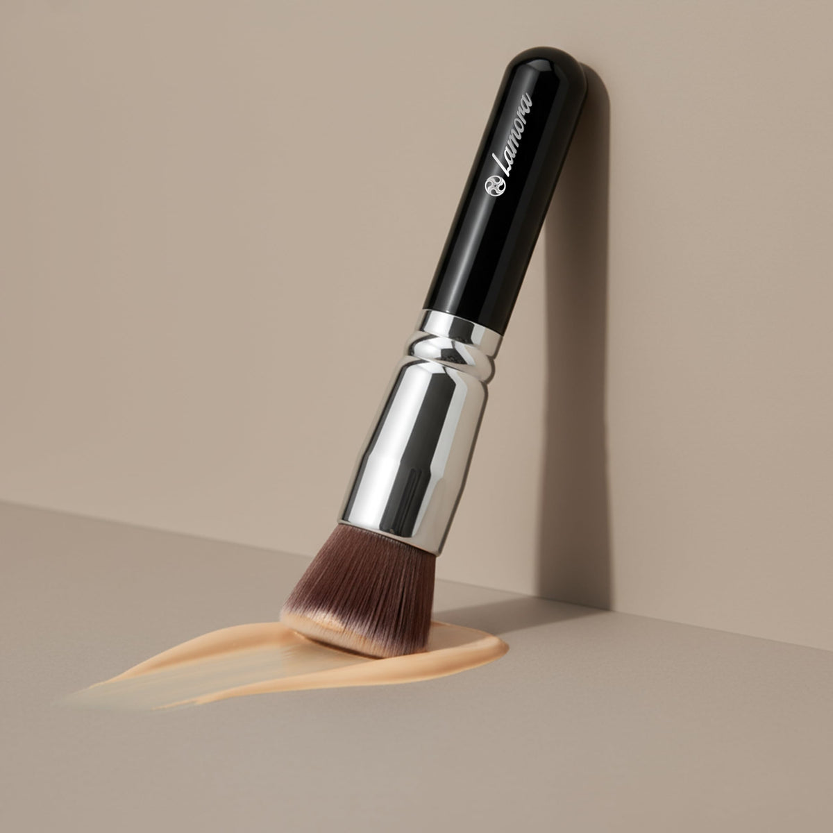 Make Up Brush Foundation Kabuki Flat Top, Perfect For Blending Liquid Cream
