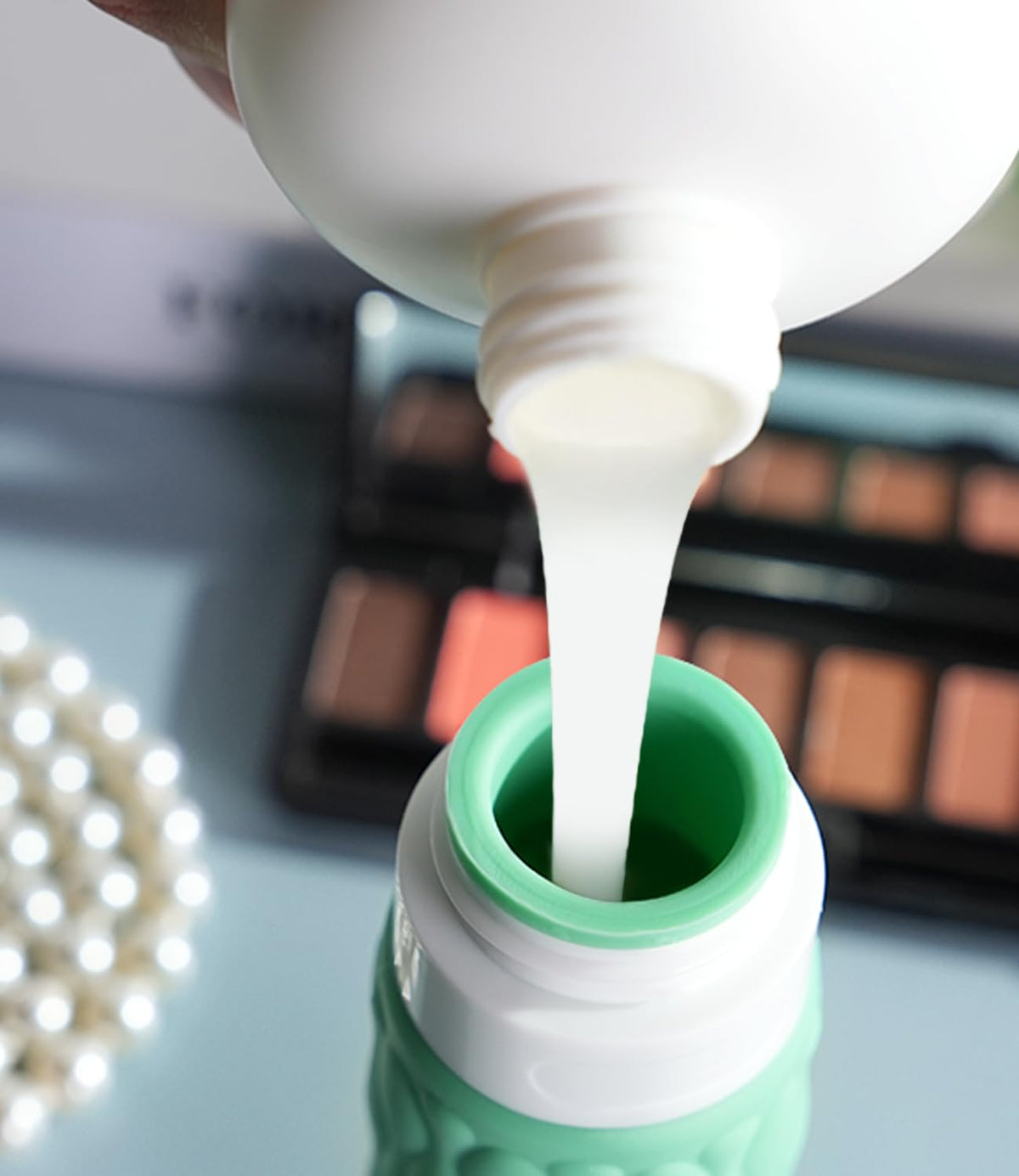 100ml Silicone Travel Bottles for Toiletries for Shampoo and Conditioner