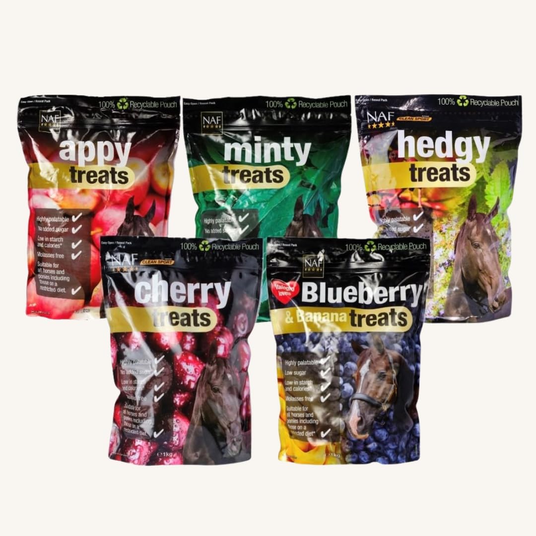 NAF Blueberry & Banana Horse Treats 1kg – Natural Low-Sugar Equine Snacks – Laminitis-Friendly Healthy Horse & Pony Treats – Nutritious Daily Reward for Training, Bonding & General Feeding