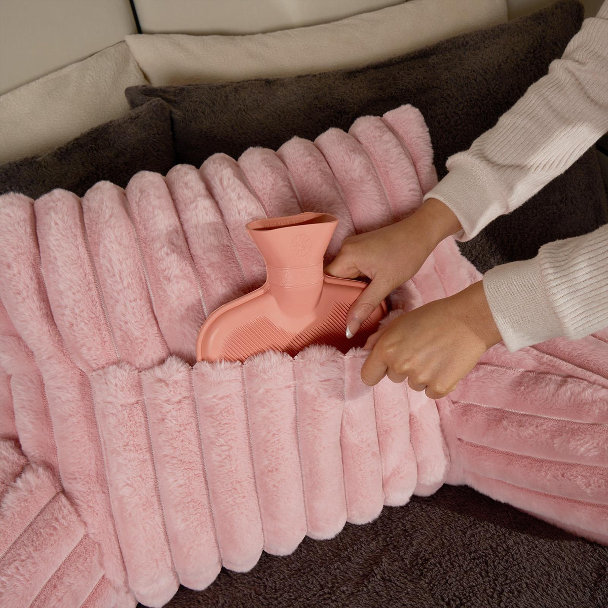 OHS Reading Cuddle Cushion Fleece Heatable Pillow Arms Chair Back Support