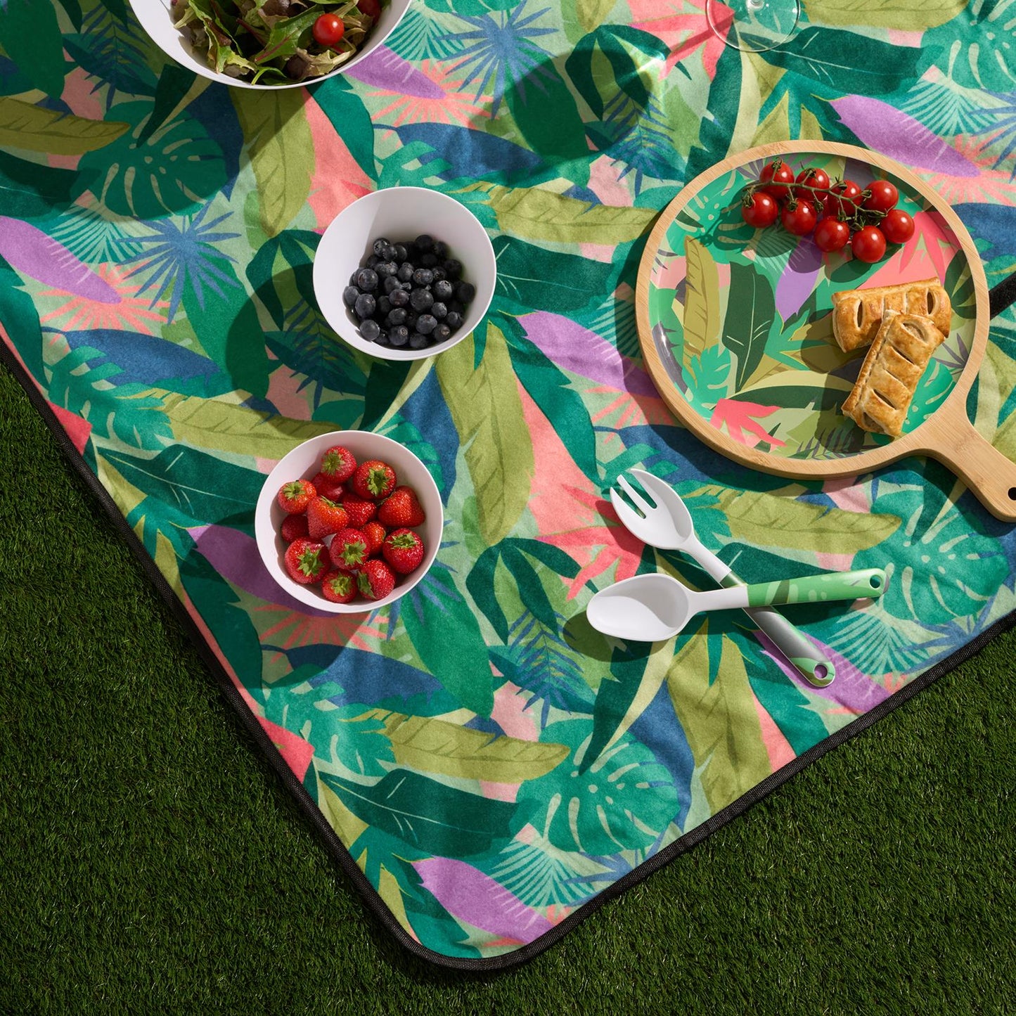 OHS Picnic Blanket Fun Print Foldable Travel Water Resistant Outdoor Rug Mat