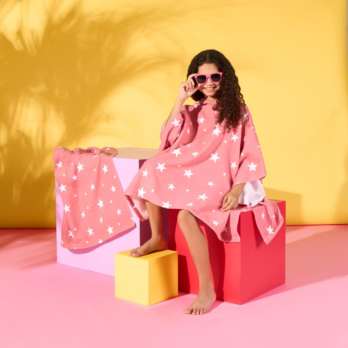 Dreamscene Star Kids Hooded Poncho Towel Childrens Beach Swimming Changing Robe
