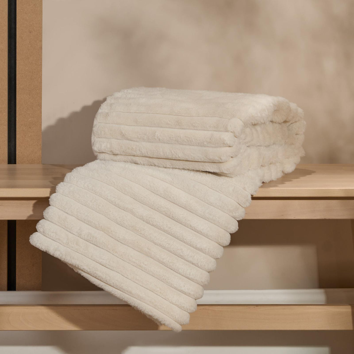 OHS Faux Fur Ribbed Fleece Throw Over Bed Blanket Warm Supersoft