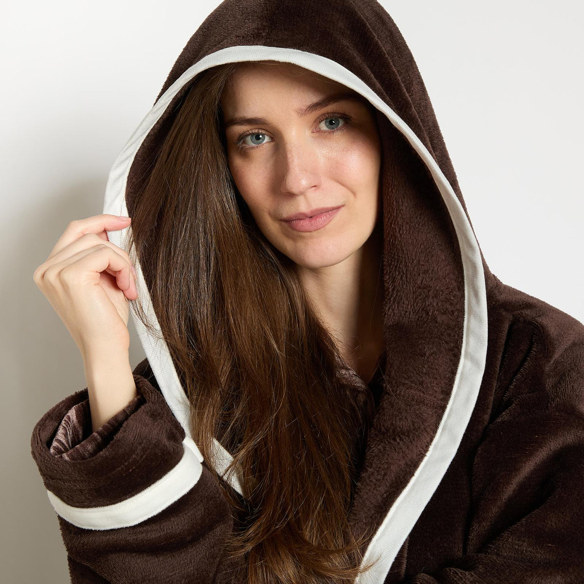 OHS Piped Edge Dressing Gown Flannel Fleece Winter Loungewear Hooded Bathrobe