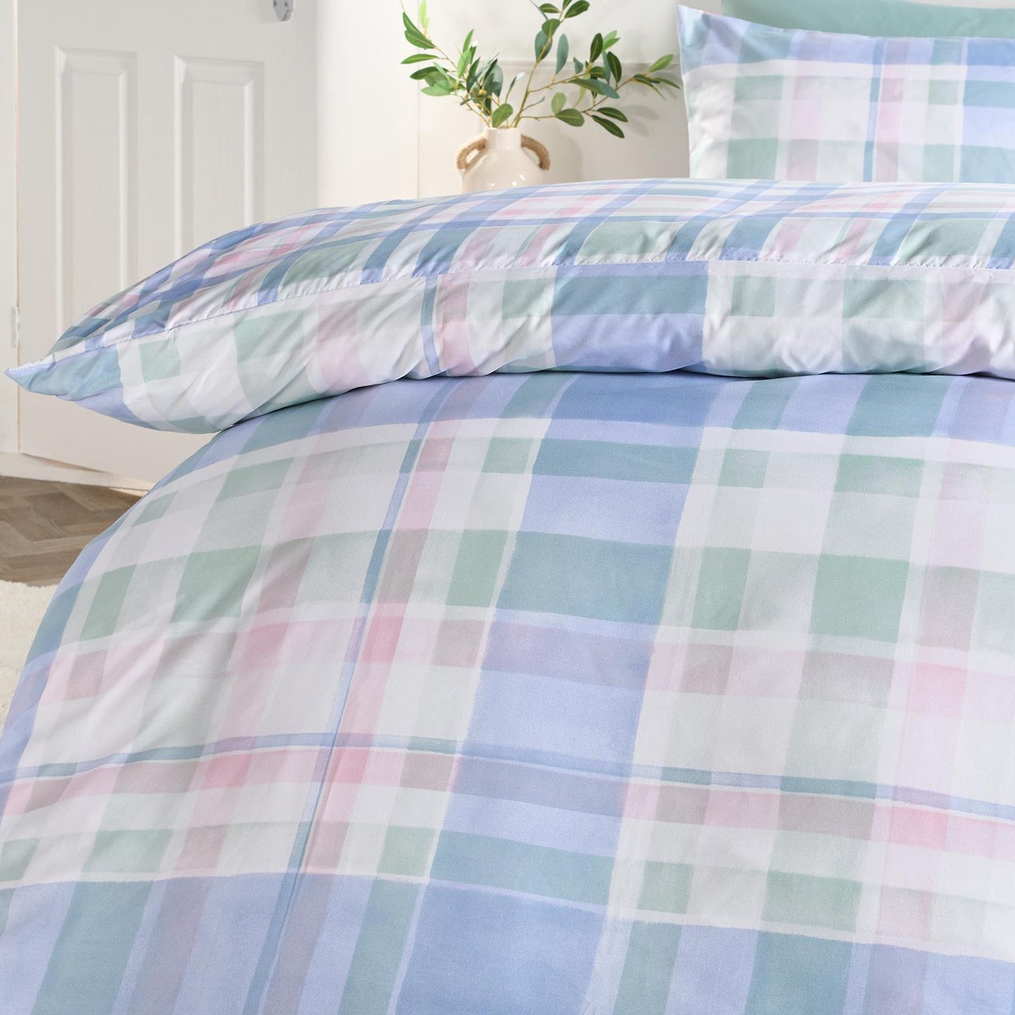 OHS Watercolour Bedding Set Check Microfibre Duvet Cover with Pillowcase