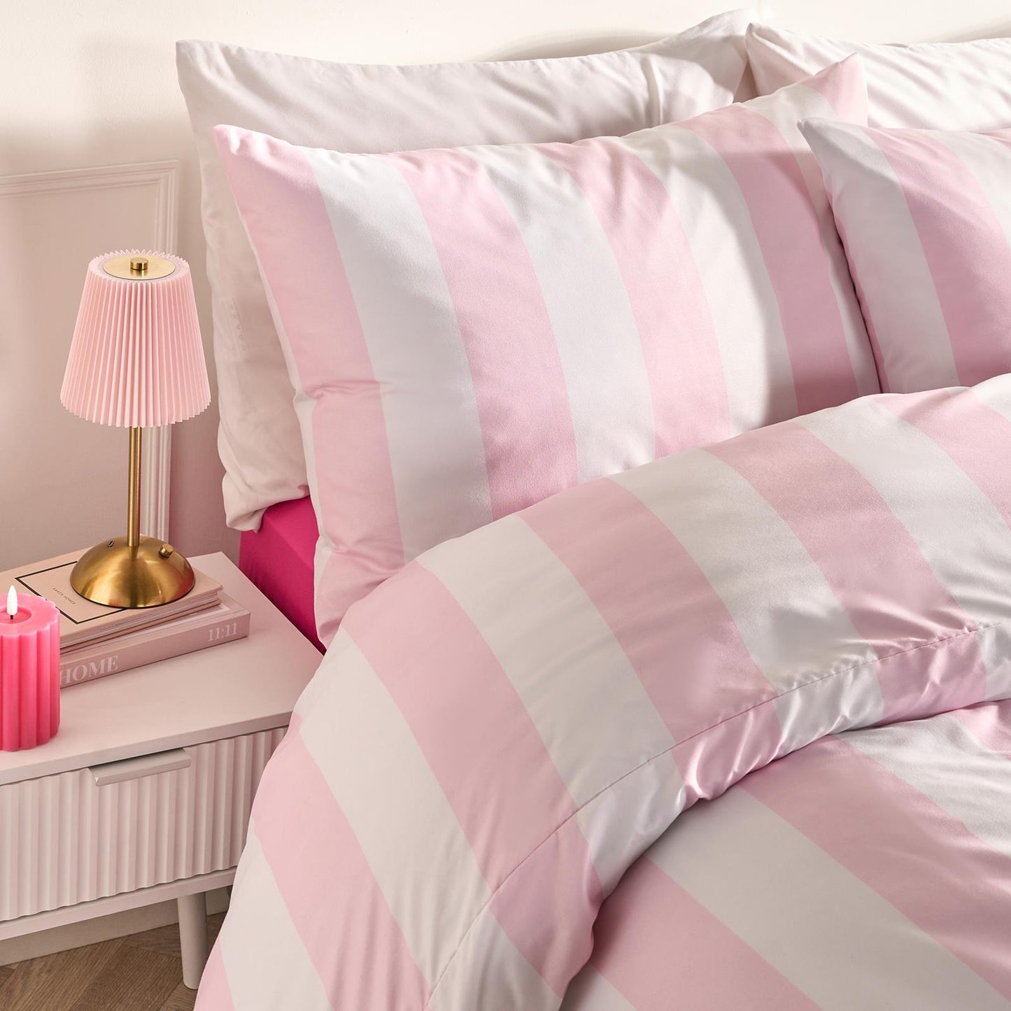 OHS Vertical Stripe Bedding Soft Microfibre Duvet Cover Set with Pillowcase