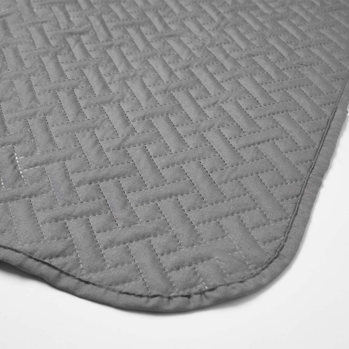 Brentfords Geo Quilted Bedspread Blanket Pinsonic Throw Large Sofa Bed Comforter