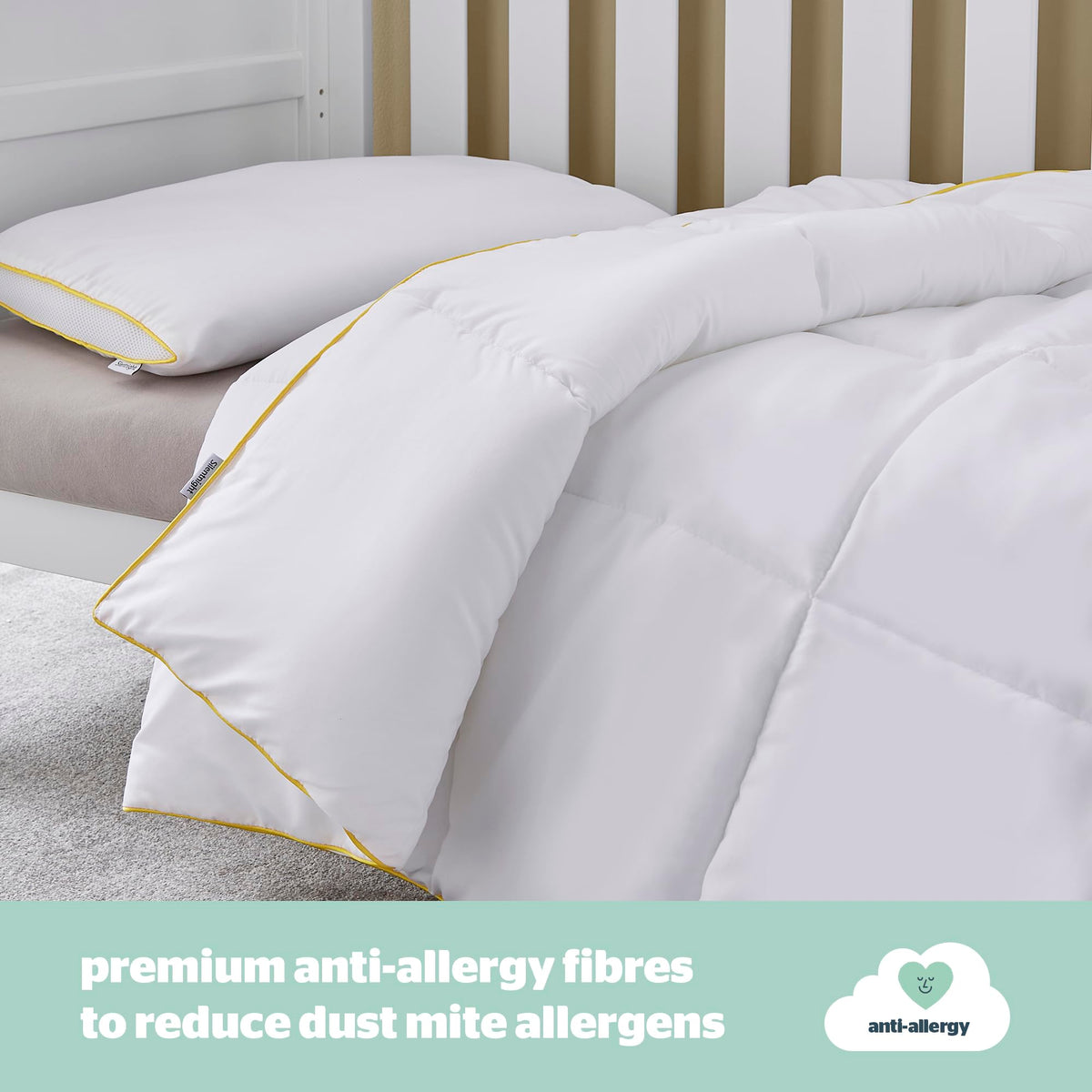 Silentnight Safe Nights Cot Bed Duvet 4 Tog – Anti Allergy Lightweight Soft Snug Nursery Quilt for Children, Kids, Toddlers – Hypoallergenic and Machine Washable – 150x120cm