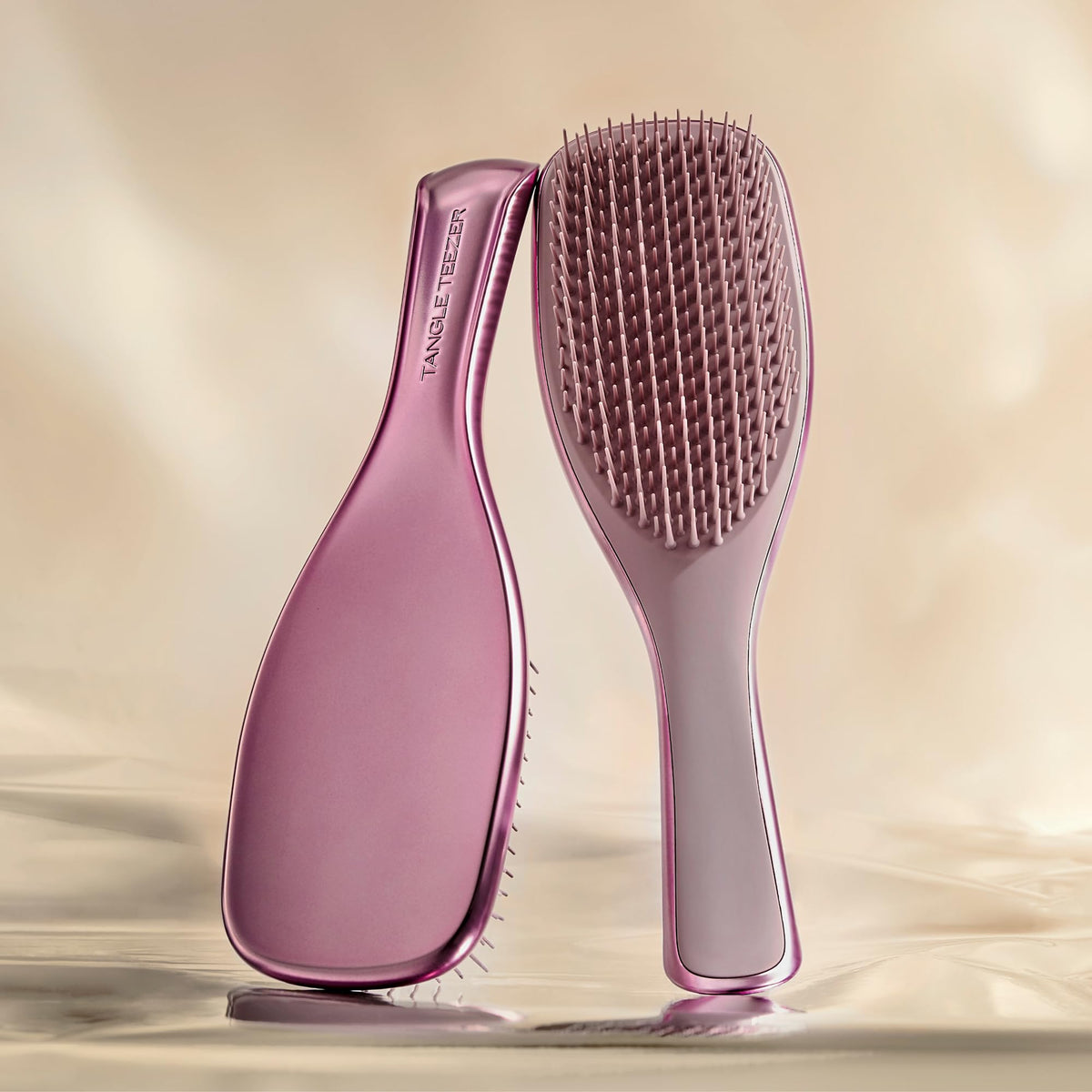Tangle Teezer The Ultimate Detangler Straight to Curly Hairbrush