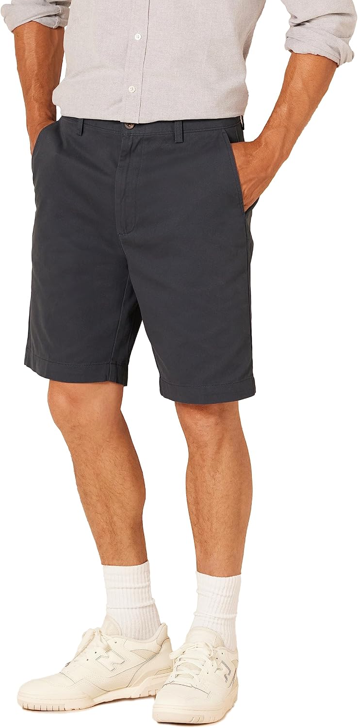 Amazon Essentials Men's Classic Fit 9" (23cm) Chino Shorts with Pockets