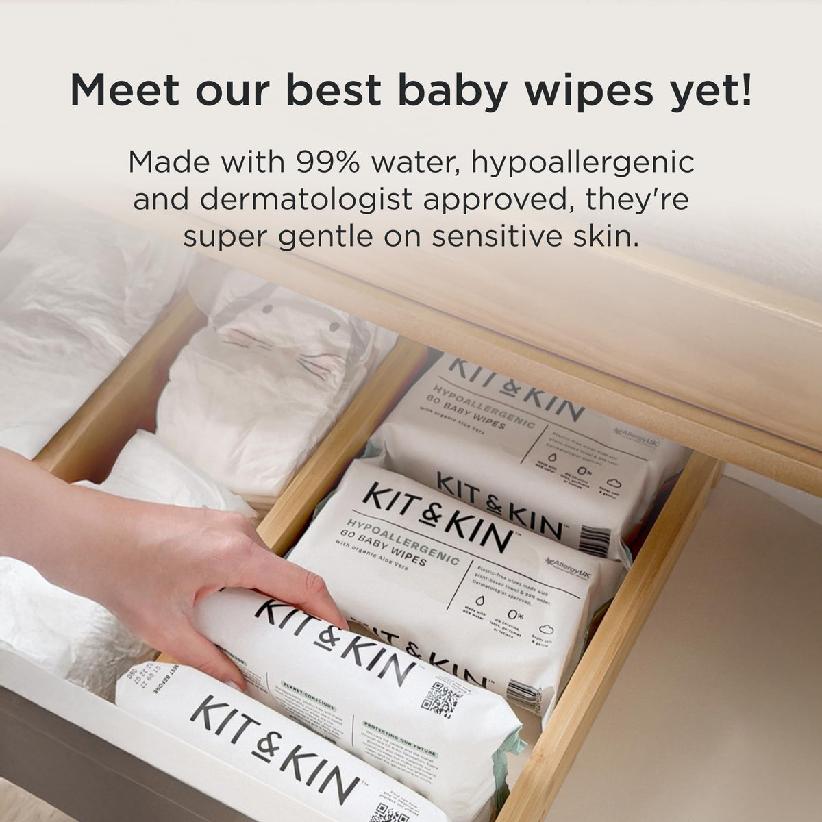 Kit & Kin Premium Baby Nappies Size 4 | 9-14 kgs / 20-31 lbs | Pack of 256 Nappies | Plant-Based Materials On Baby's Skin | Hypoallergenic | Superior up to 12 Hour Leak Protection