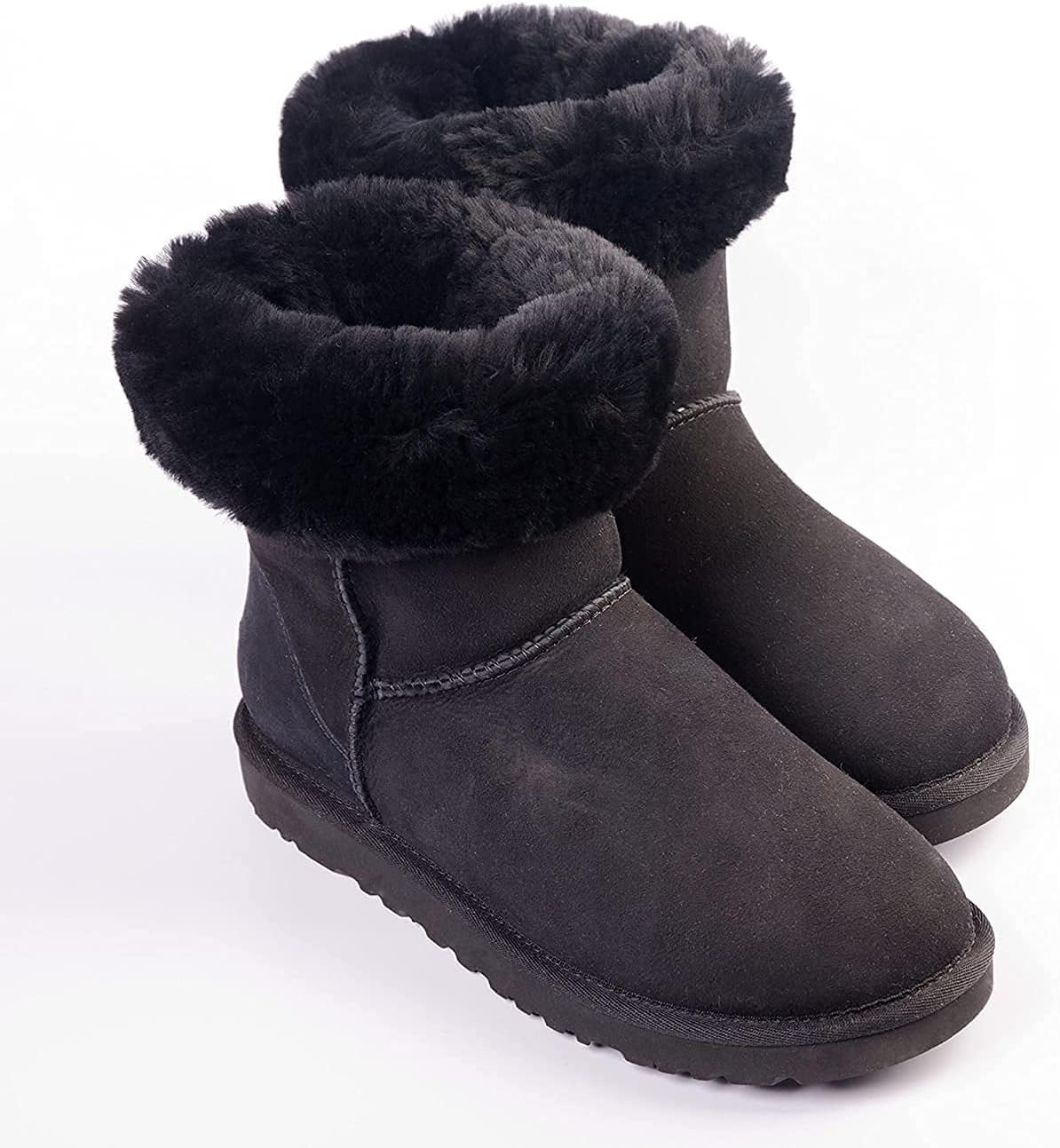 Scotchgard Suede & Nubuck Protector, 2 Cans x 400ml each - Water Repellent Spray, Helps Minimize Salt Stains - For Boots, Shoes, Coats, Gloves & More