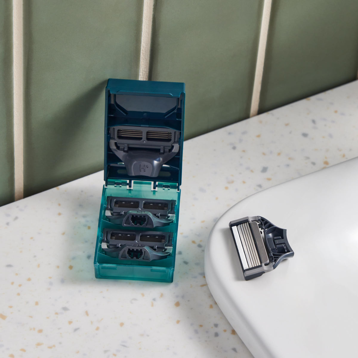 Harry’s Original Razor Blades for Men, 10 Razor Blade Refills, 5 Anti-Friction Shaving Blades with Precision Trimmer, Compatible with Harry’s Original Razors