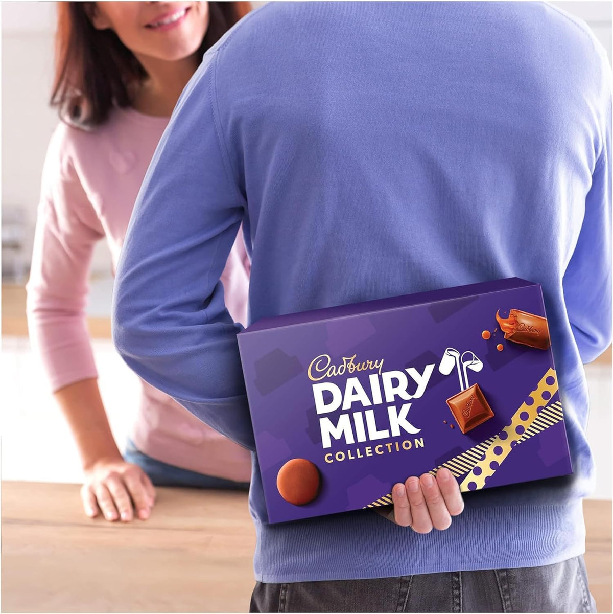 Cadbury Dairy Milk Chocolate Gift Bar, Extra-Large 850 g (Pack of 1)
