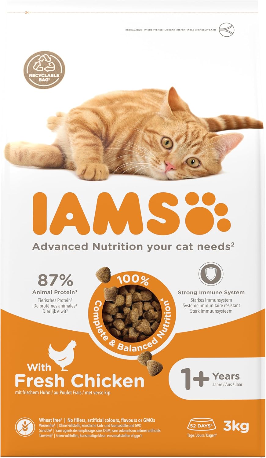 IAMS Adult Complete Dry Cat Food Chicken 3kg - Supports Strong Immune System