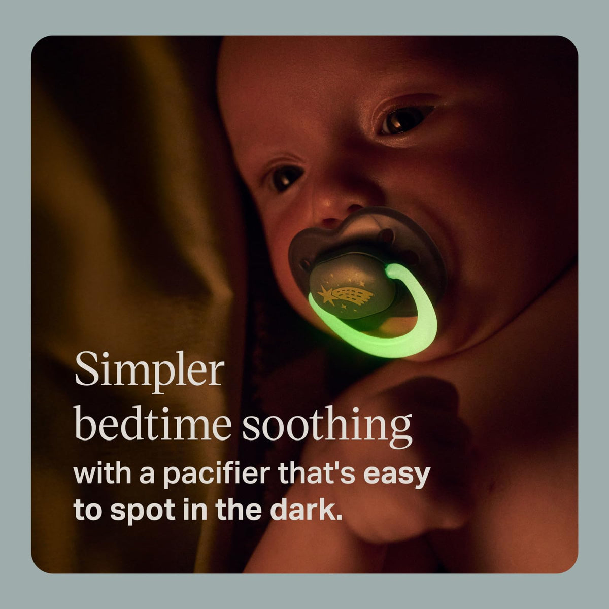 Tommee Tippee Ultra-Light StayPut Night Glow Soother 0-6m Pack of 2