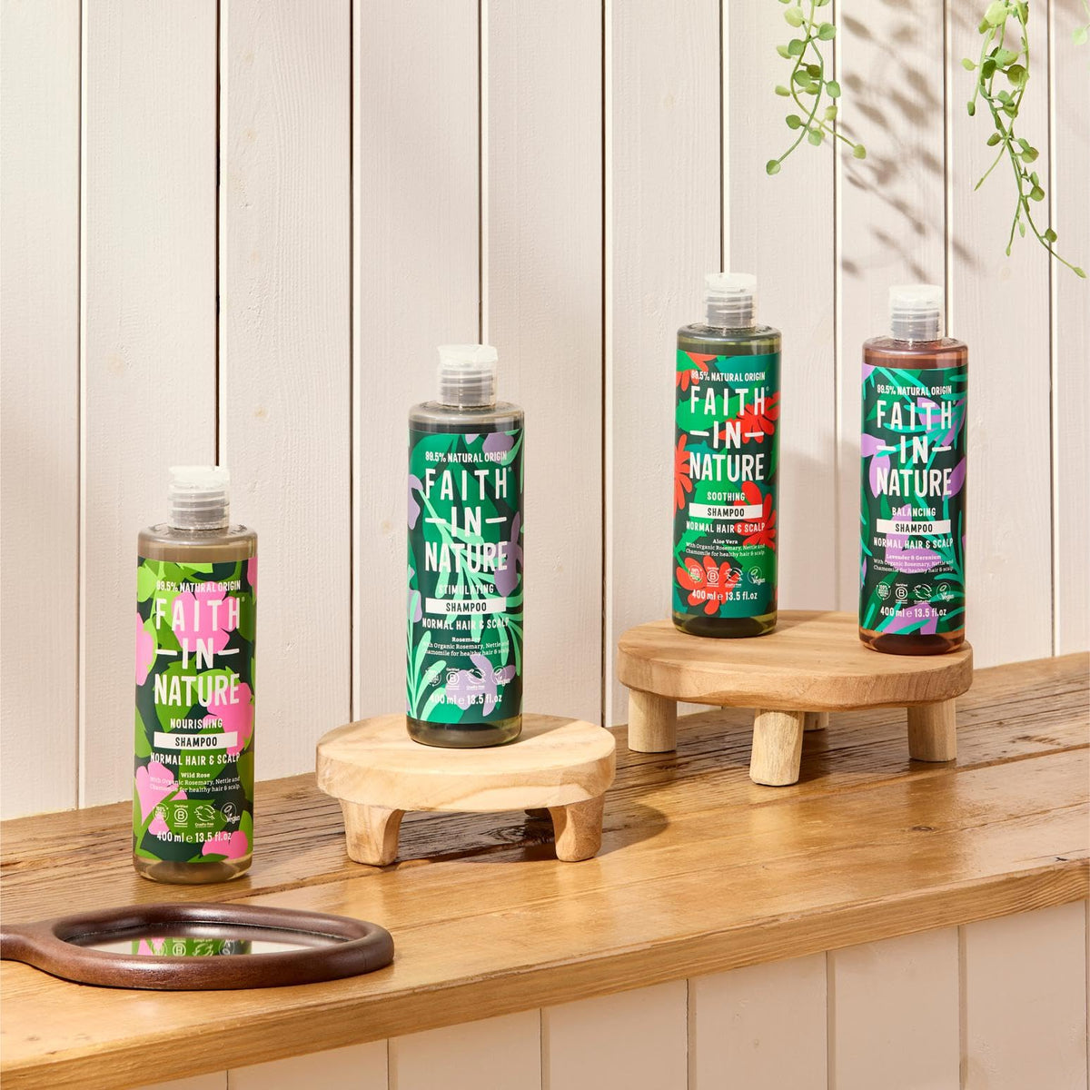 Faith In Nature Organic Coconut Shampoo, Hydrating for Dry Hair & Scalp, Vegan & Cruelty Free, No SLS, Silcones or Parabens, 400ml