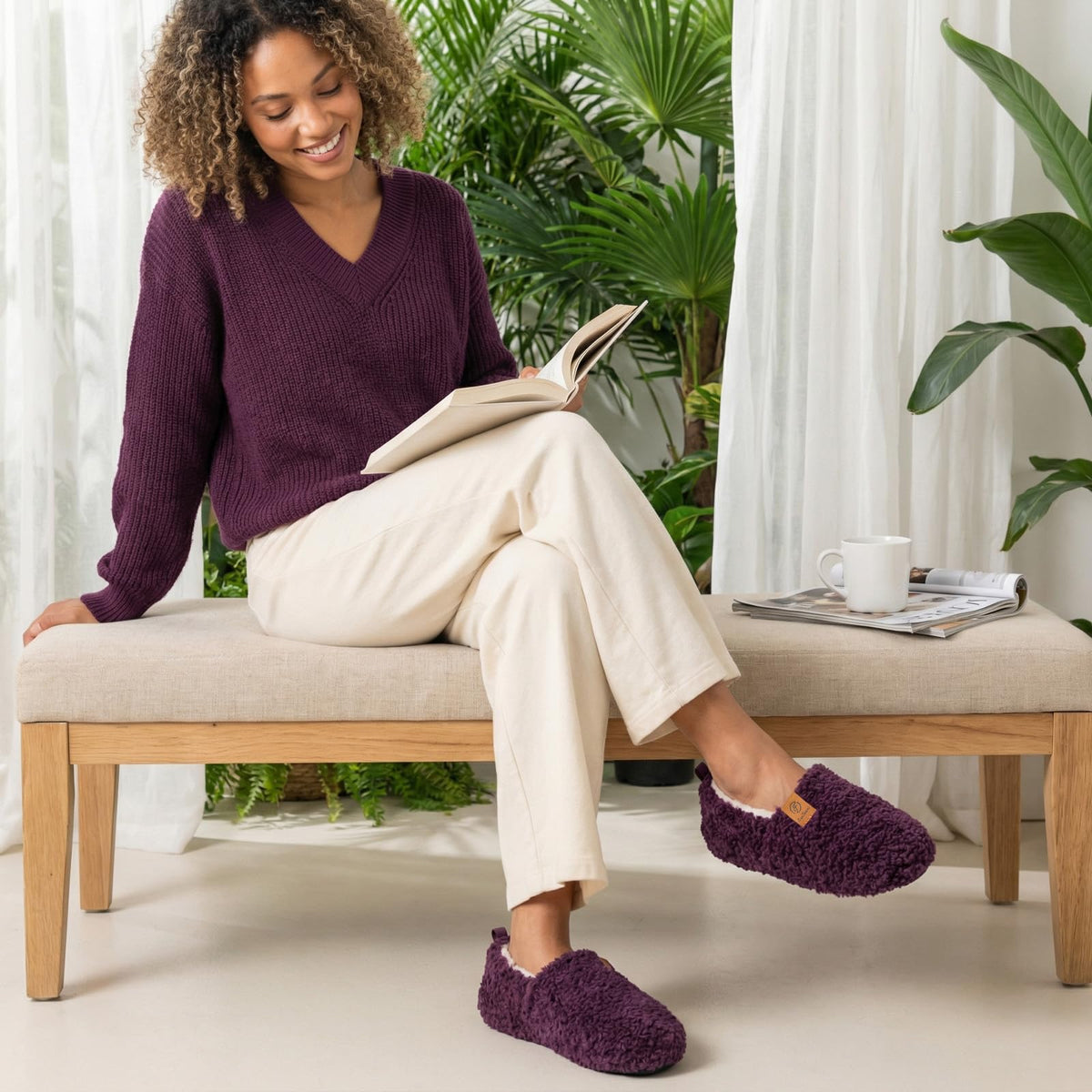 EverFoams Women's Fuzzy Full Slippers Faux Shearling Memory Foam