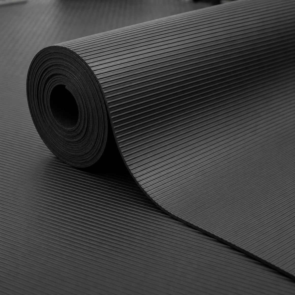 GCM- Rubber Matting Roll | Thick Heavy Duty Flooring Mat, Indoor & Outdoor, Non-Slip, Waterproof & Easy to Cut | Ideal for Garage, Vans, Gym, Shed Floor (Wide Ribbed, 3.5m x 1.5m)
