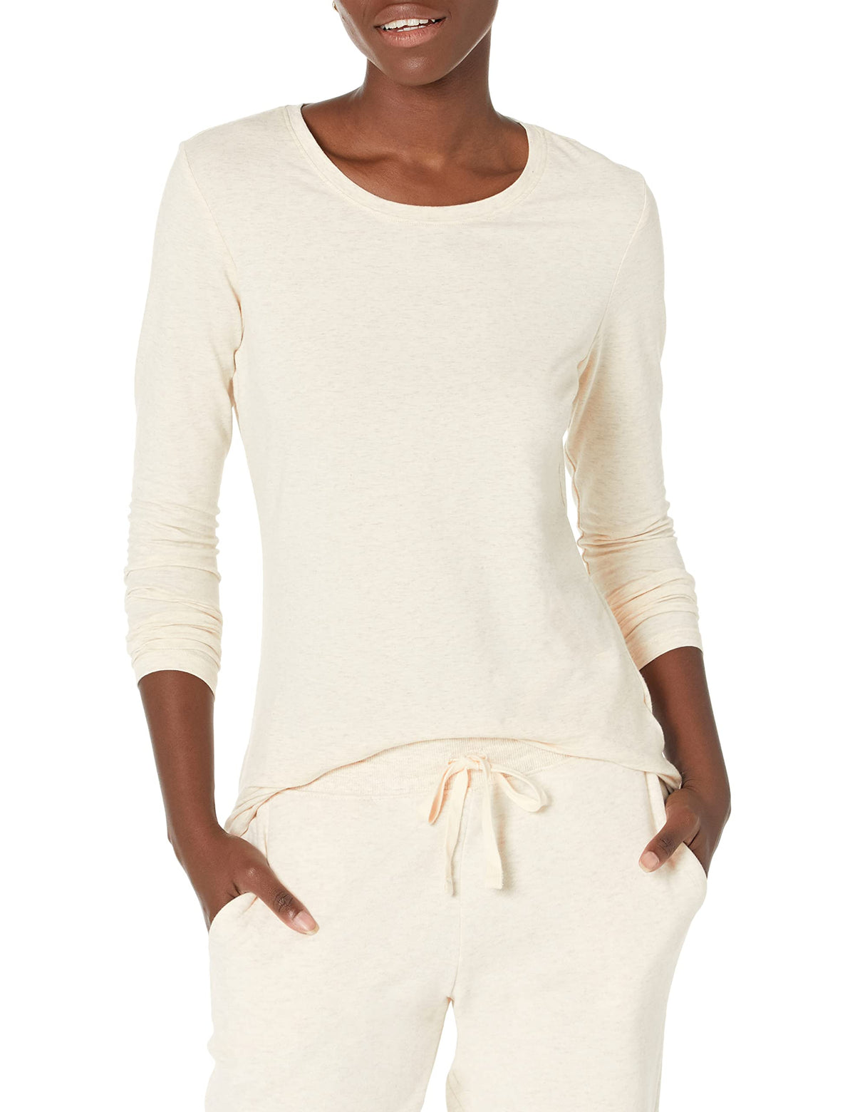Amazon Essentials Women's Regular-Fit Long-Sleeve Crewneck T-Shirt (Available in Plus Size)