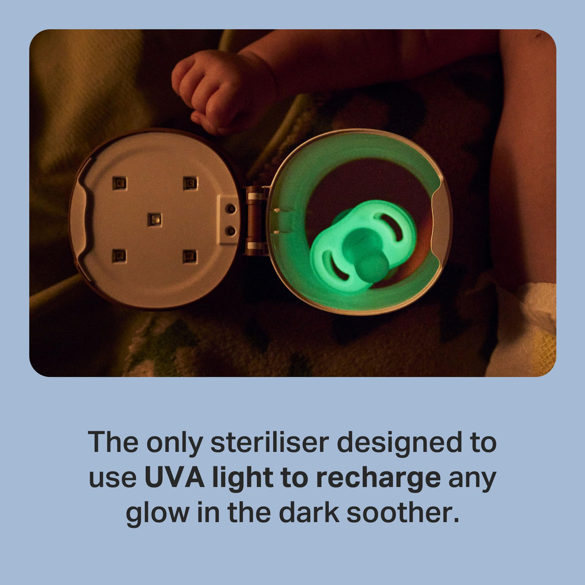 Tommee Tippee Ultra-Light StayPut Night Glow Soother 0-6m Pack of 2