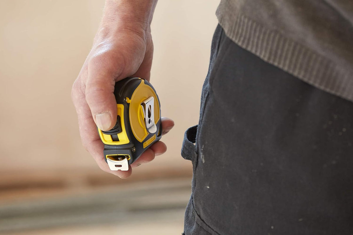STANLEY STA030696N Tylon Tape, 5m/16ft, Pawl Lock, Yellow & Black