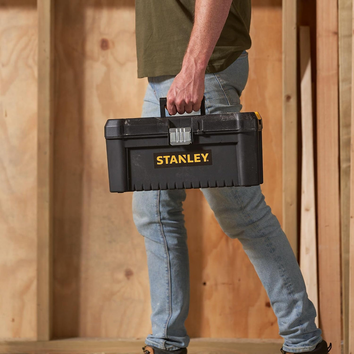 STANLEY 16in Essential Lightweight Tool Box, STST1-75518