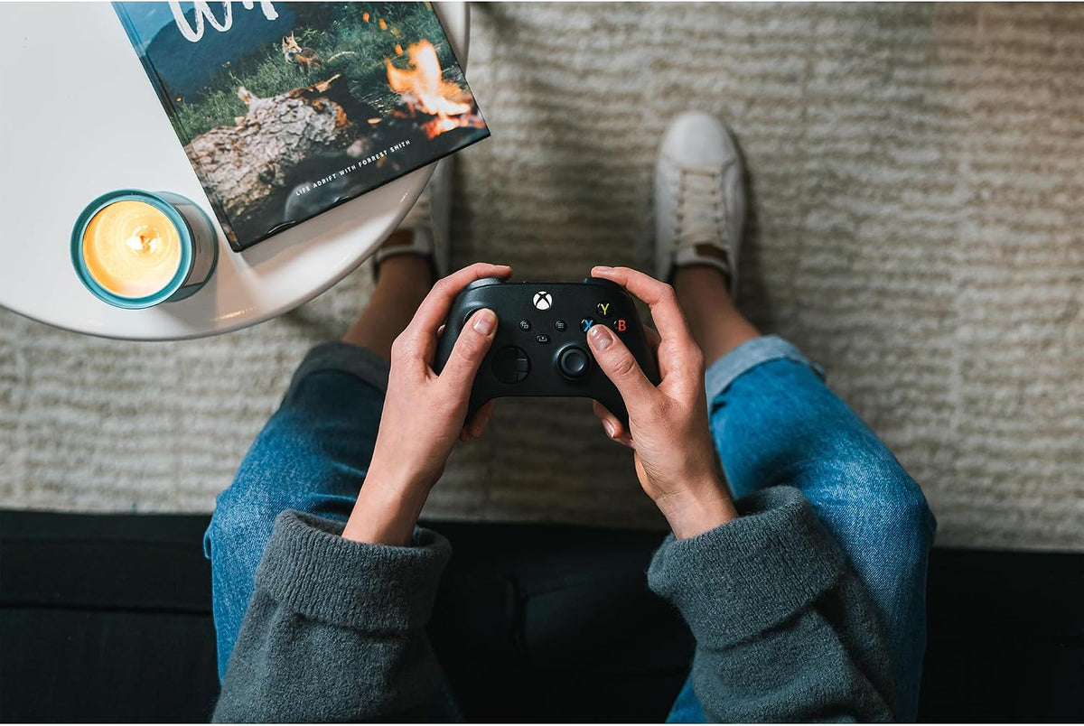 Xbox Wireless Controller – Carbon Black Series X|S, One, and Windows Devices
